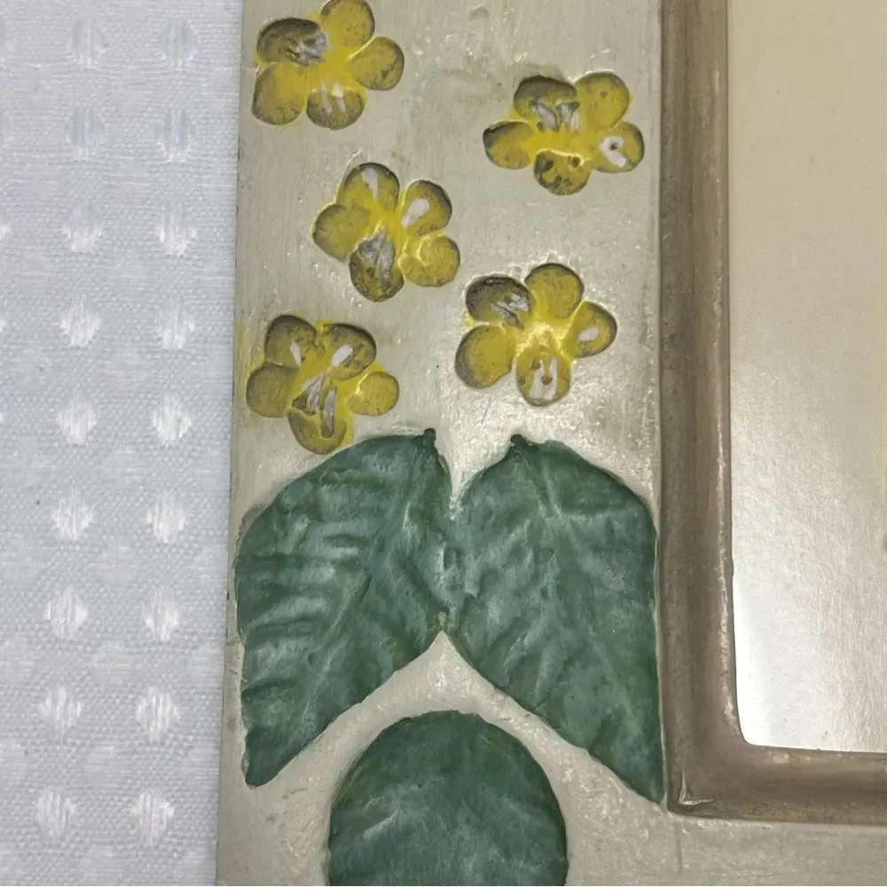 Vintage Burnes Photo Frame 3D Yellow Flowers Green Leaves 5